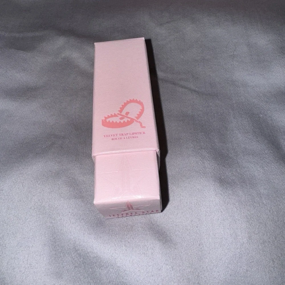 Jeffree Star Womens Velvet Trap Lipstick OS‎ Drill Sergeant Brown Matte Grunge